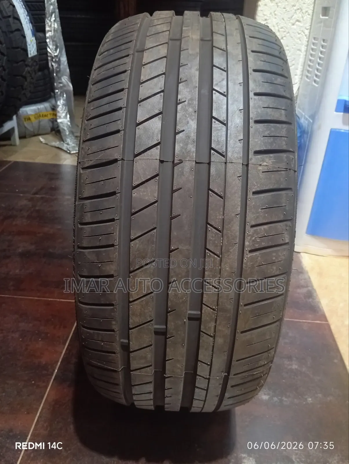 Habilead Performance Tire | 235/35zr19 Premium Sport Uhp