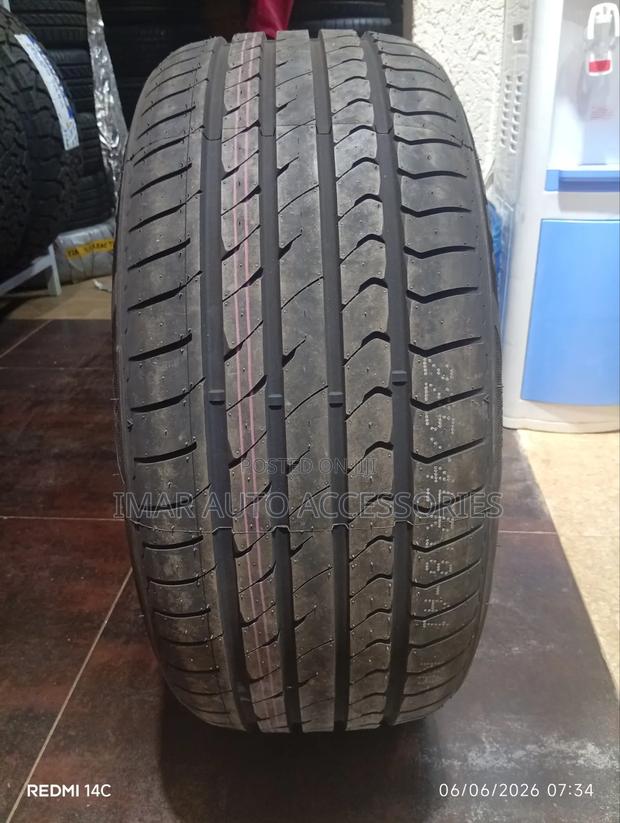 Opals Performance Tire | 235/45r18 Premium Sport Uhp
