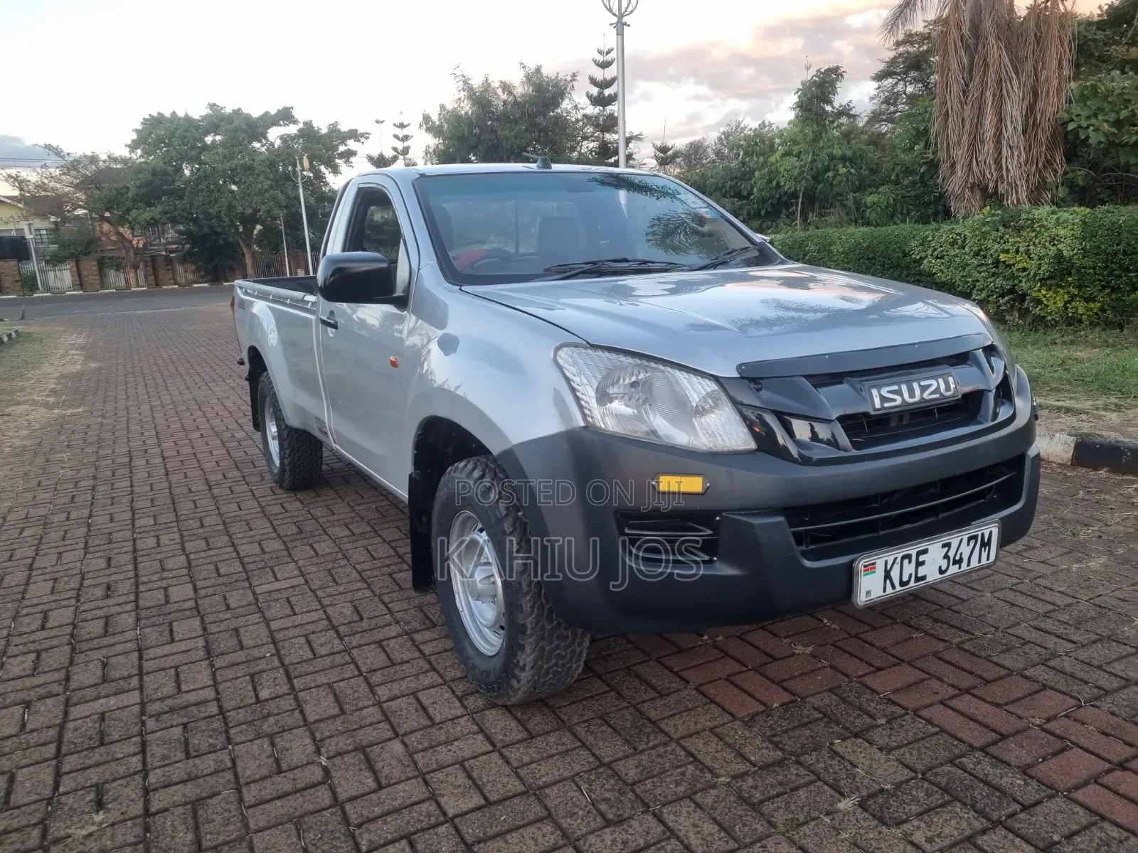 Isuzu D-MAX 2015 Silver
