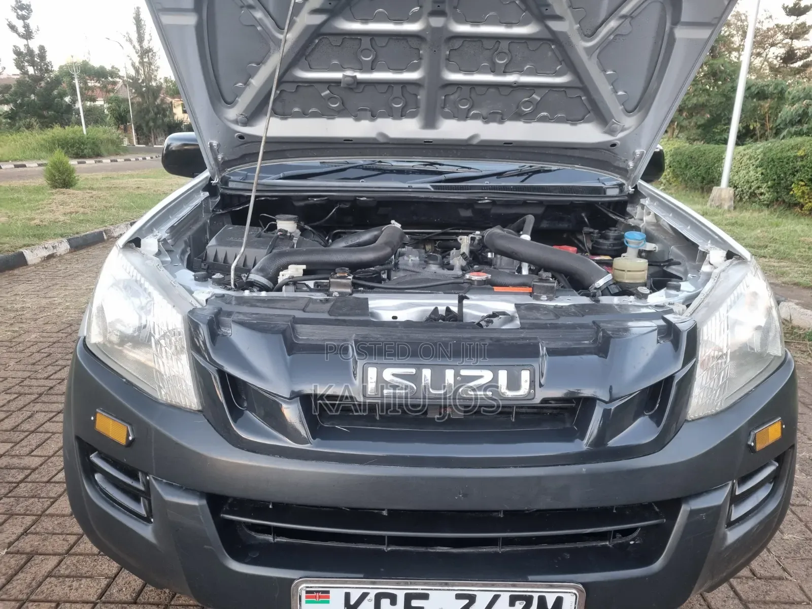 Isuzu D-MAX 2015 Silver