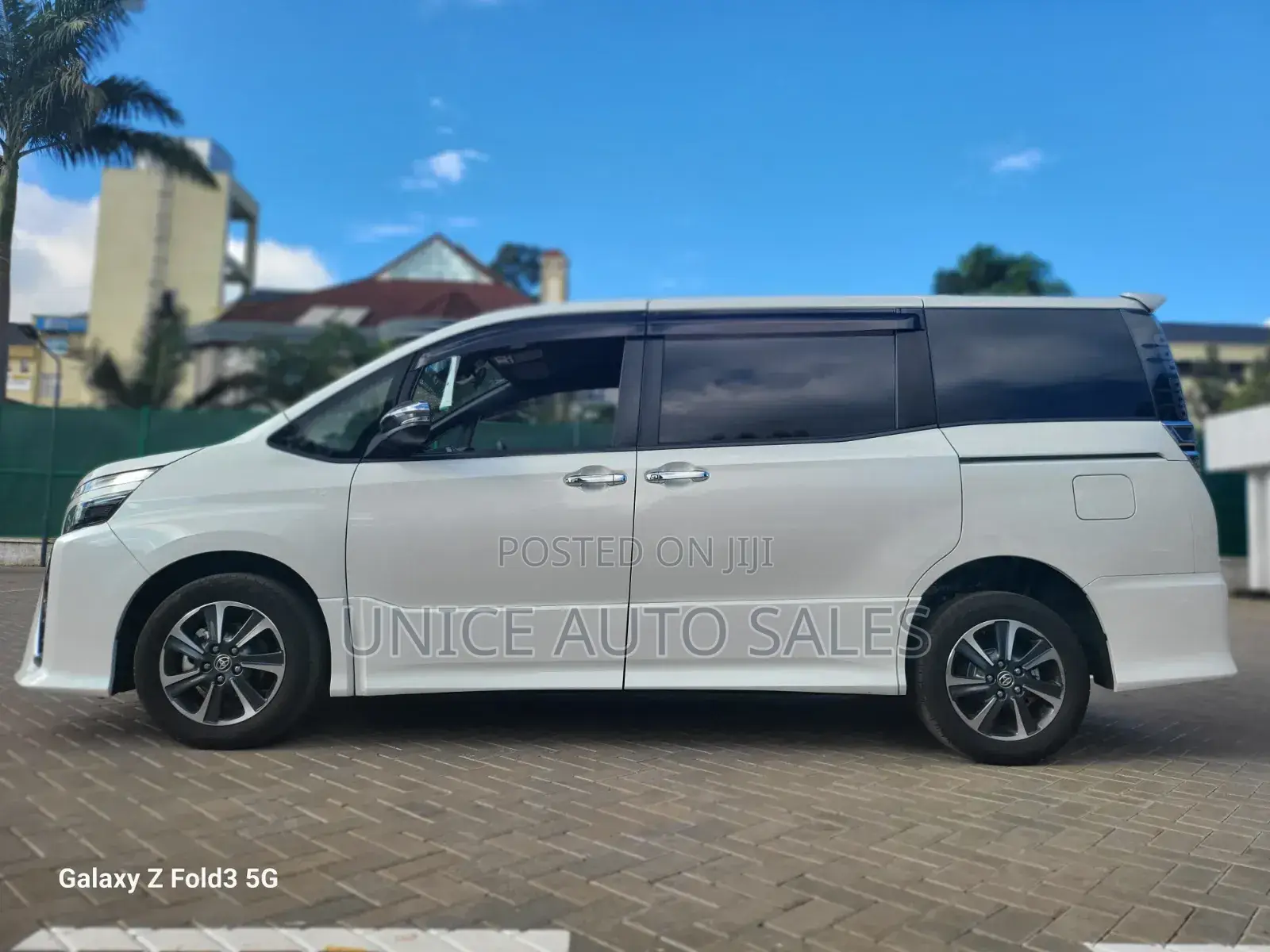 Toyota Voxy 2019 White