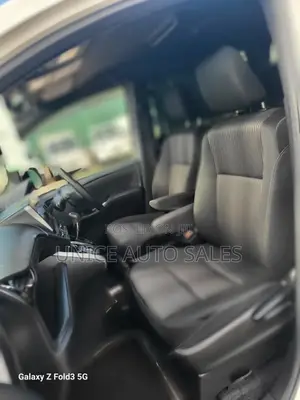Toyota Voxy 2019 White