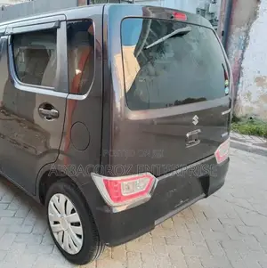 Suzuki Wagon R 2018 Brown