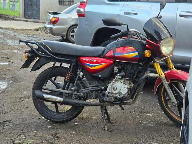 Bajaj Boxer 125 2024 Red