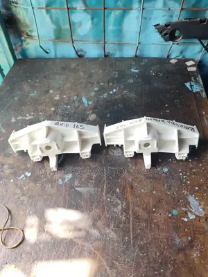 Axio 165 Taillight Bracket
