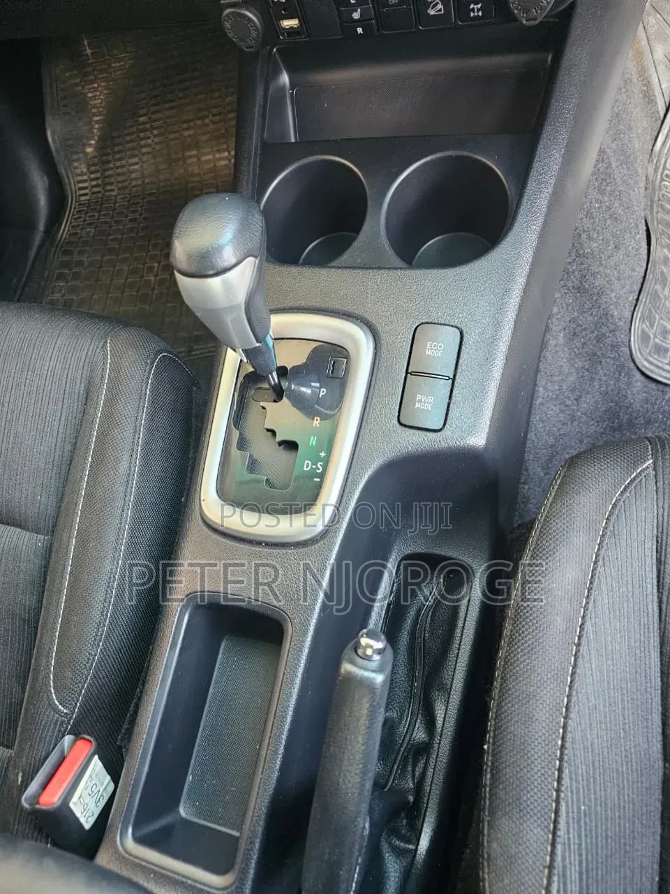 Toyota Hilux 2021 Black