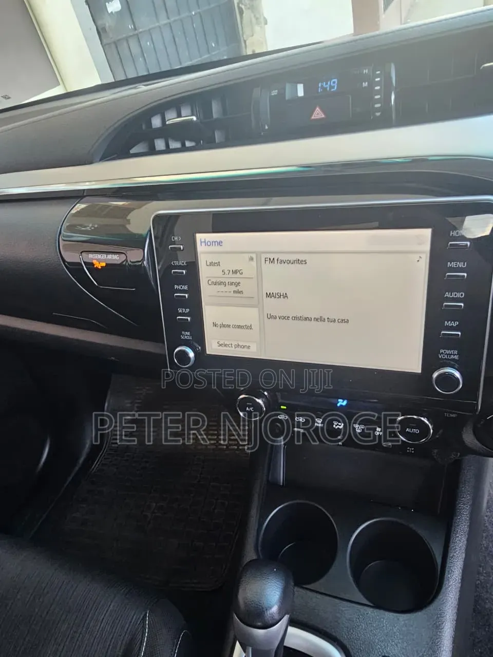 Toyota Hilux 2021 Black