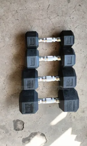 5kg Rubber-Coated Hexagon Dumbbells.