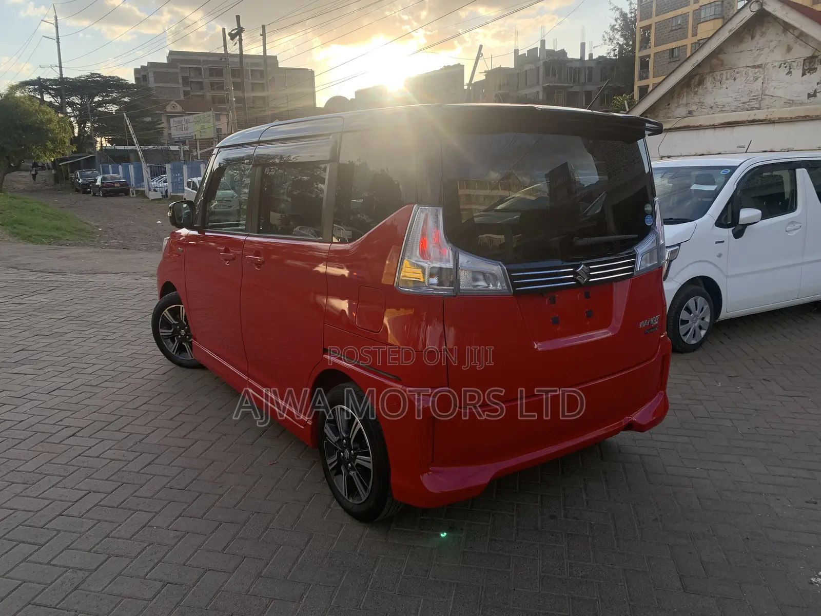 Suzuki Solio Bandit Hybrid MV 2019 Red