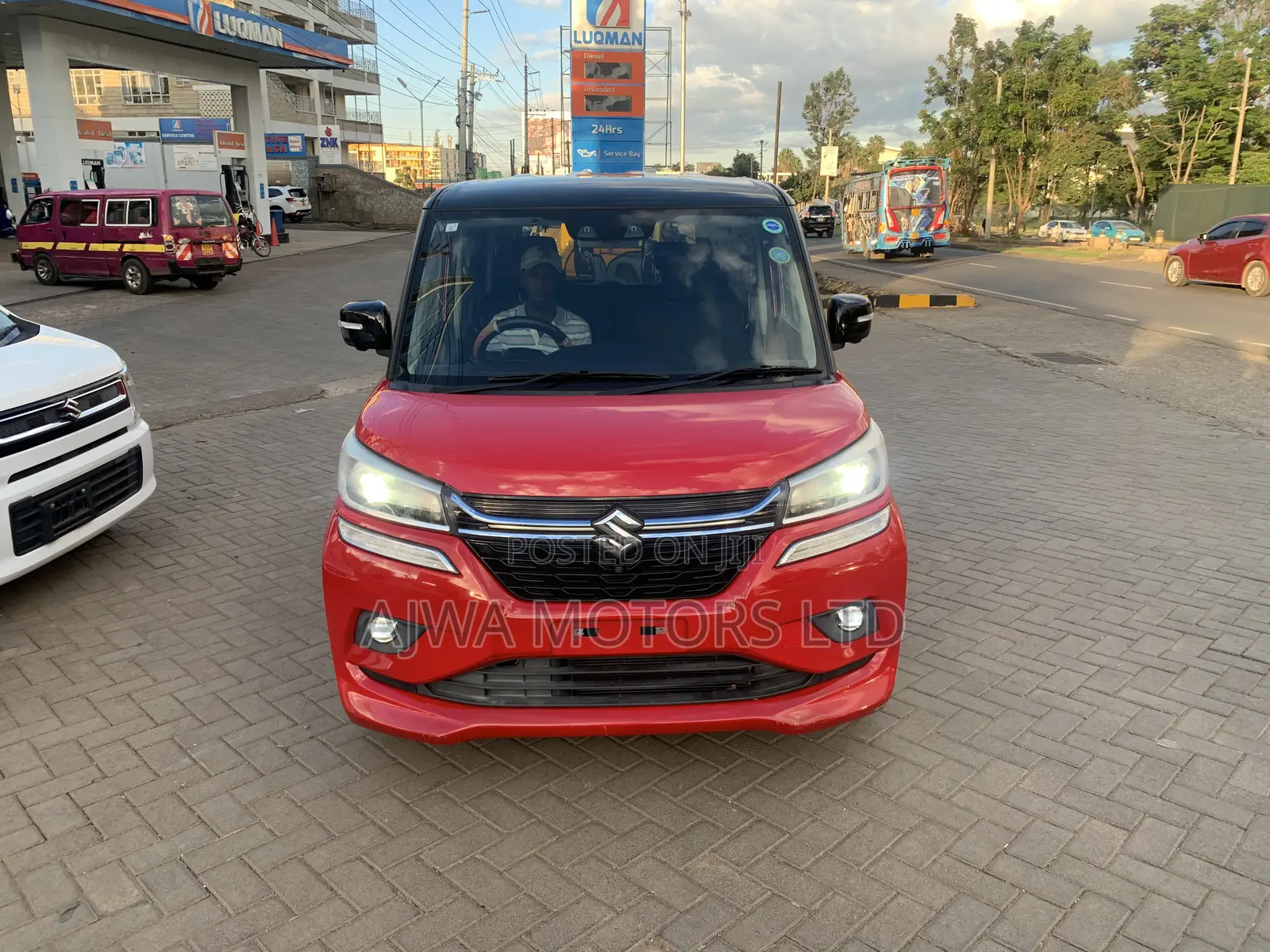 Suzuki Solio Bandit Hybrid MV 2019 Red