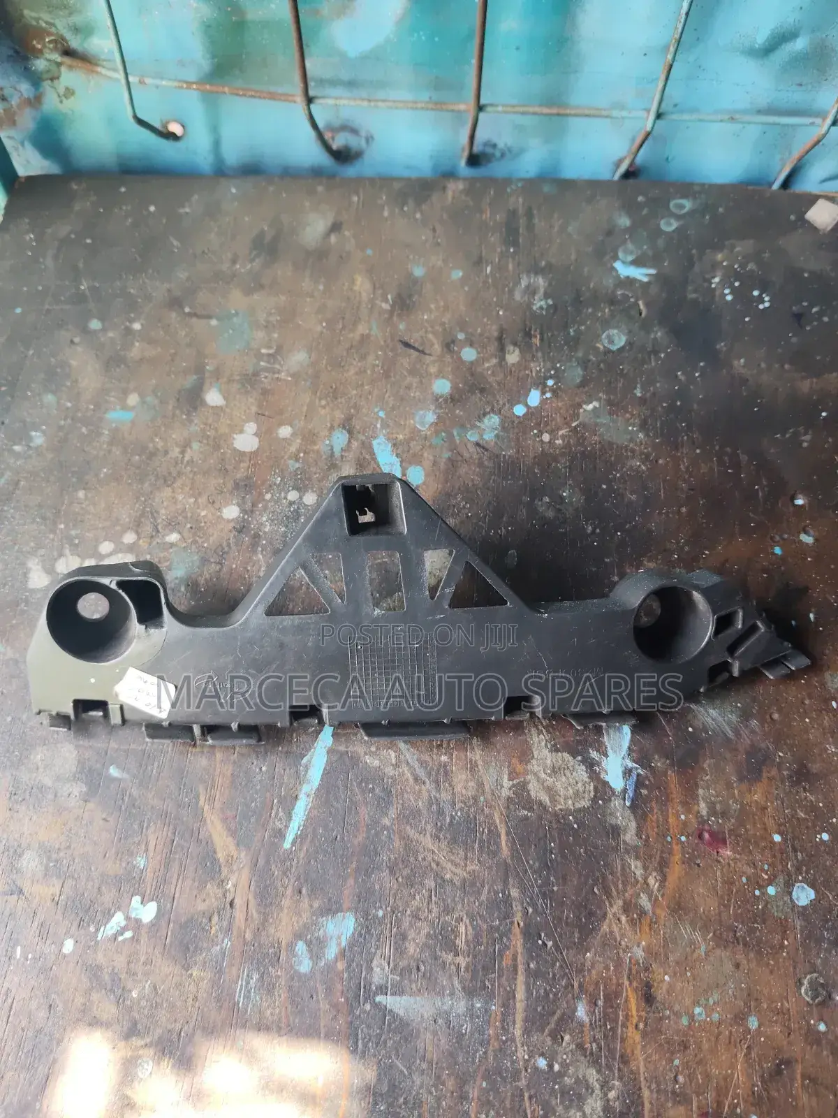 Axela 2010 Front Bumper Slide Retainers