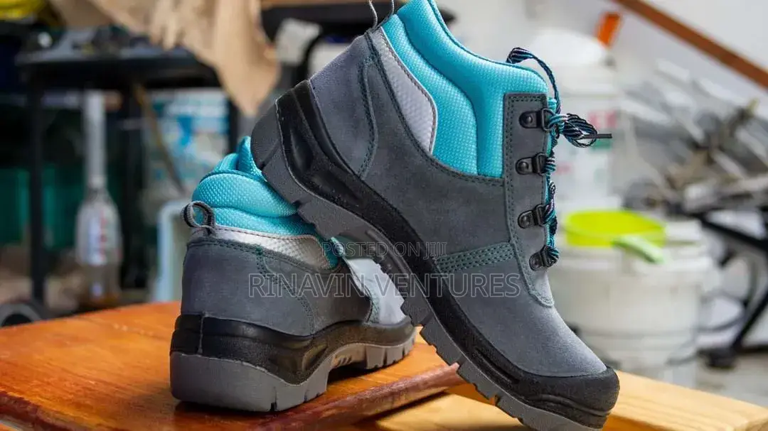 Total Safety Boot