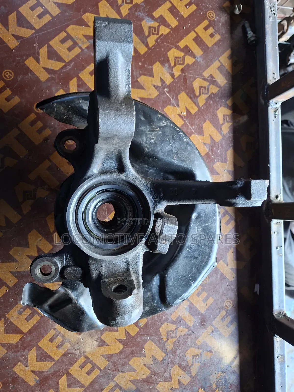 Front Hub Toyota 100/102/91/96/110