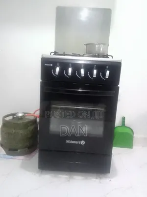 4 Burners Gas Cooker