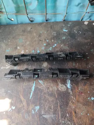Subaru Impreza N16 Front Bumper Slide Retainers
