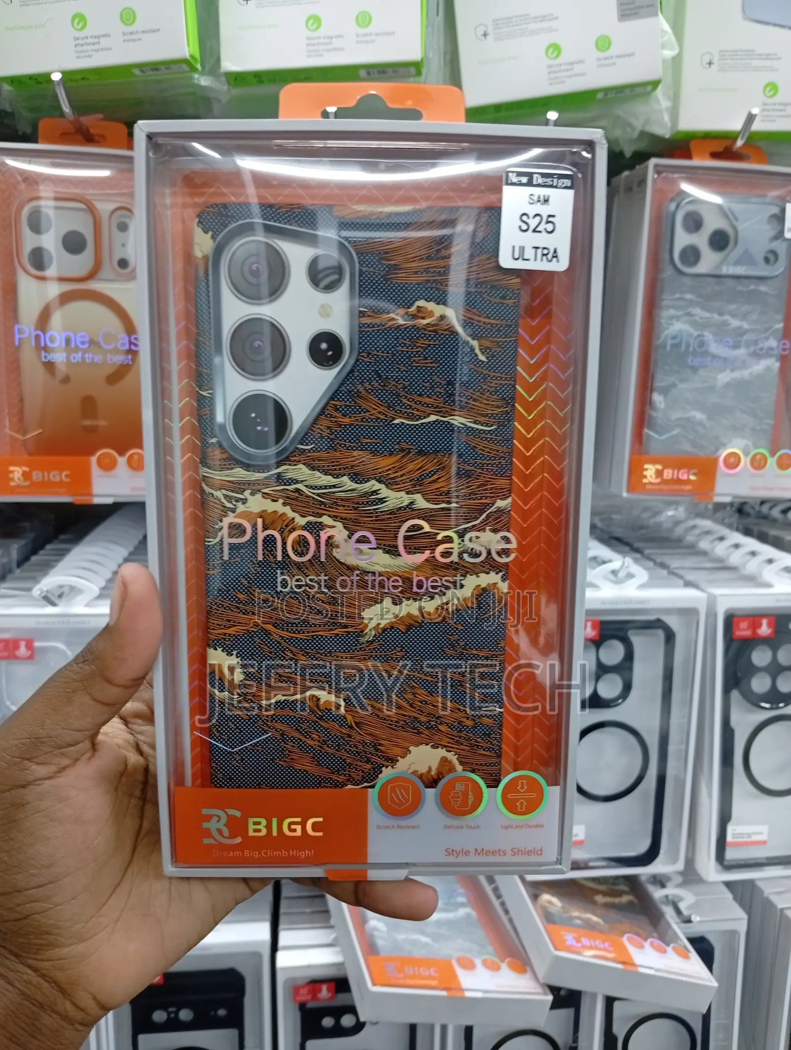 Samsung Galaxy S26 Ultra Features An Orange And Black