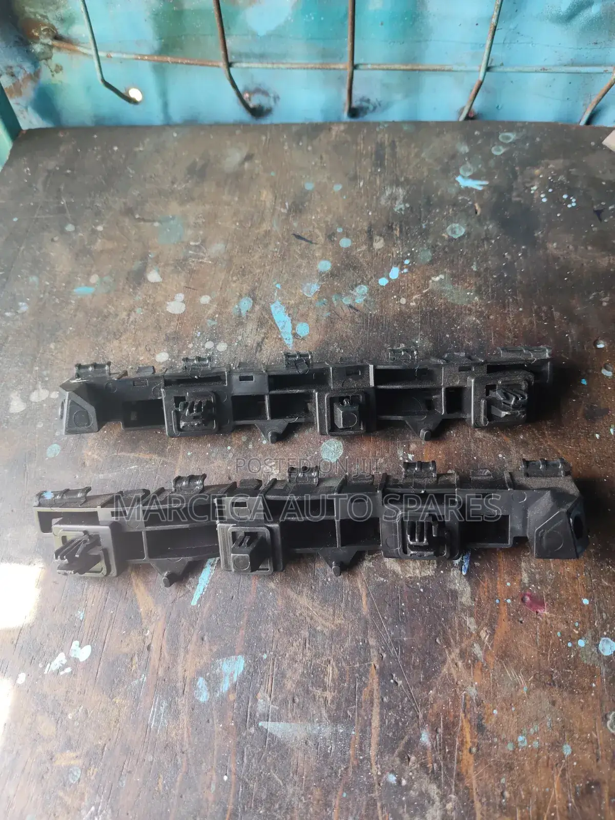 Subaru Impreza N16 Front Bumper Slide Retainers