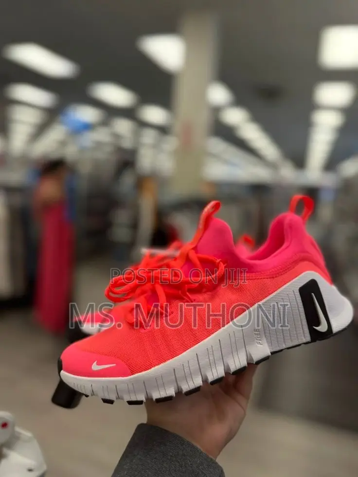 Ladies Vibrant Colors Workout / Trainers Shoes (Metcon ) Size 37-40