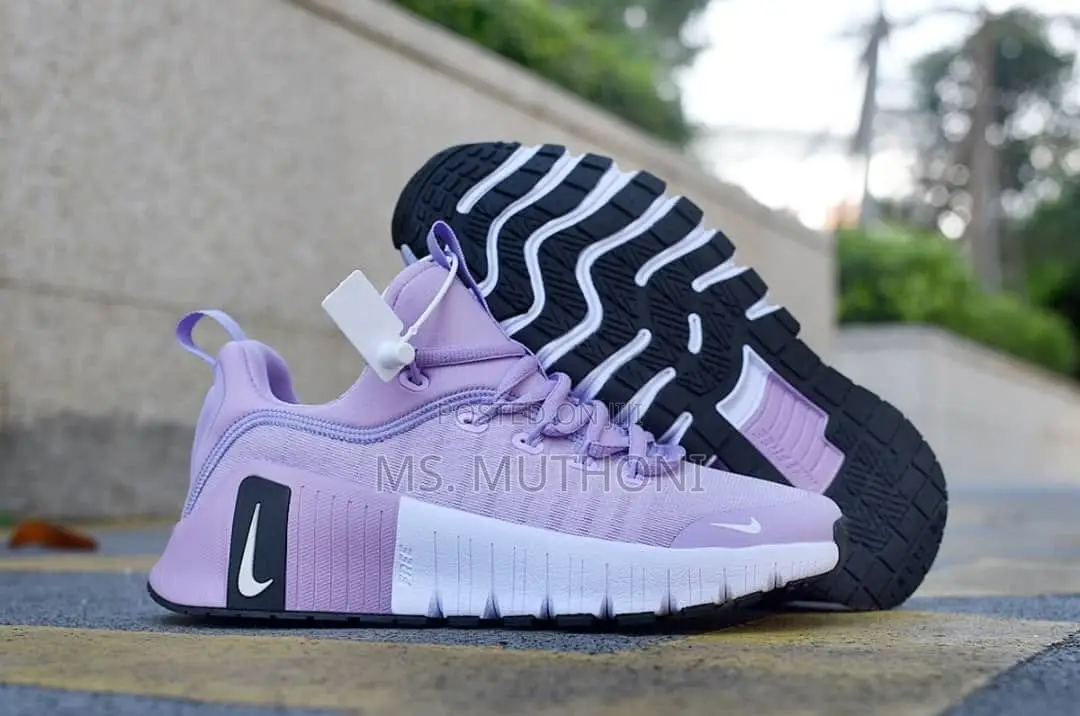Ladies Vibrant Colors Workout / Trainers Shoes (Metcon ) Size 37-40