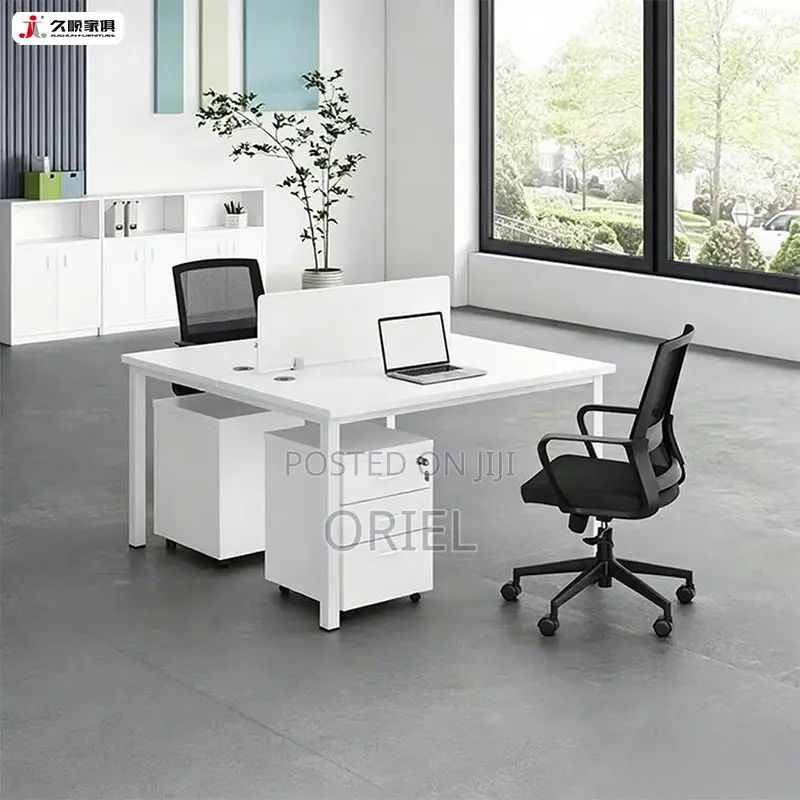 Office Workstation : Modern 2-way White Office Workstation.