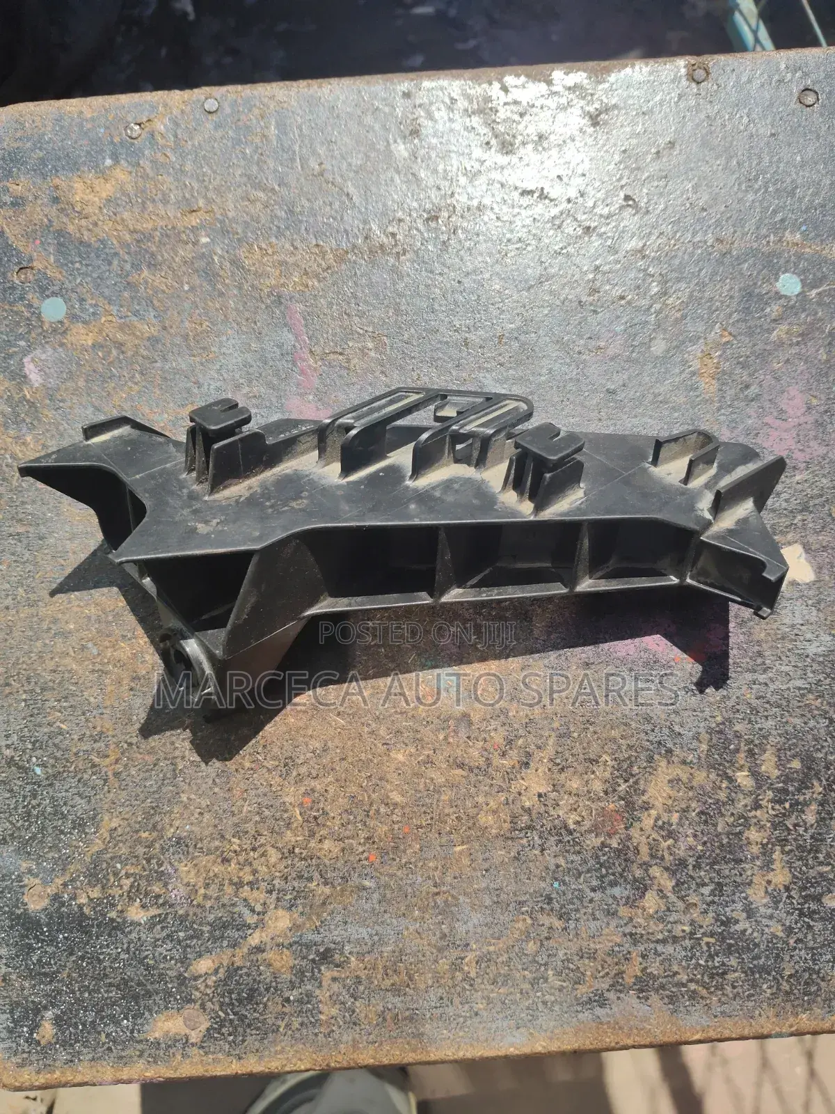 Harrier New Taillight Bracket