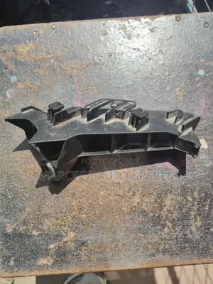Harrier New Taillight Bracket