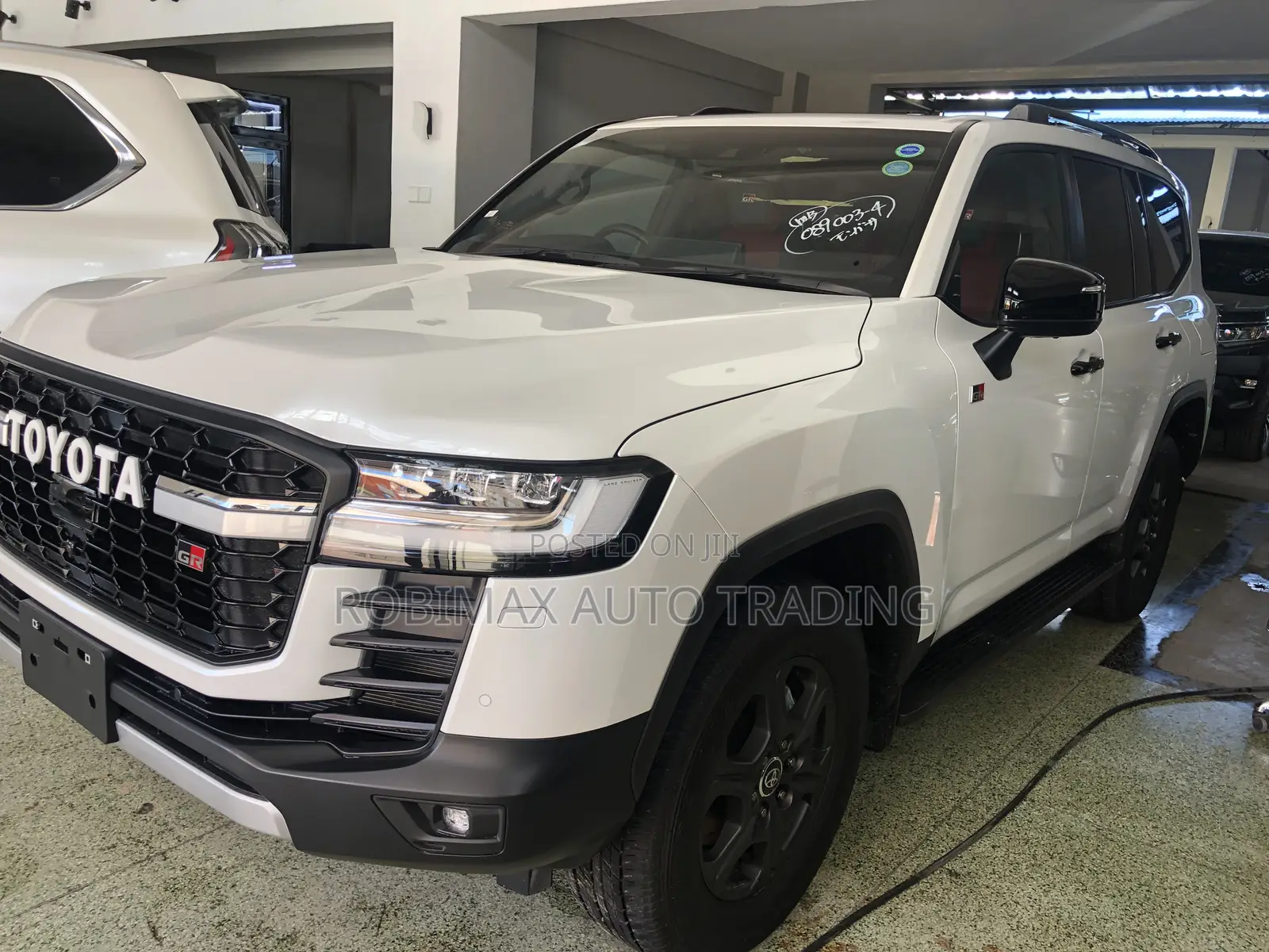 New Toyota Land Cruiser LC300 2023 White