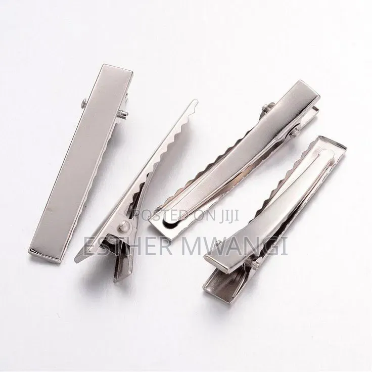 Plain Clips