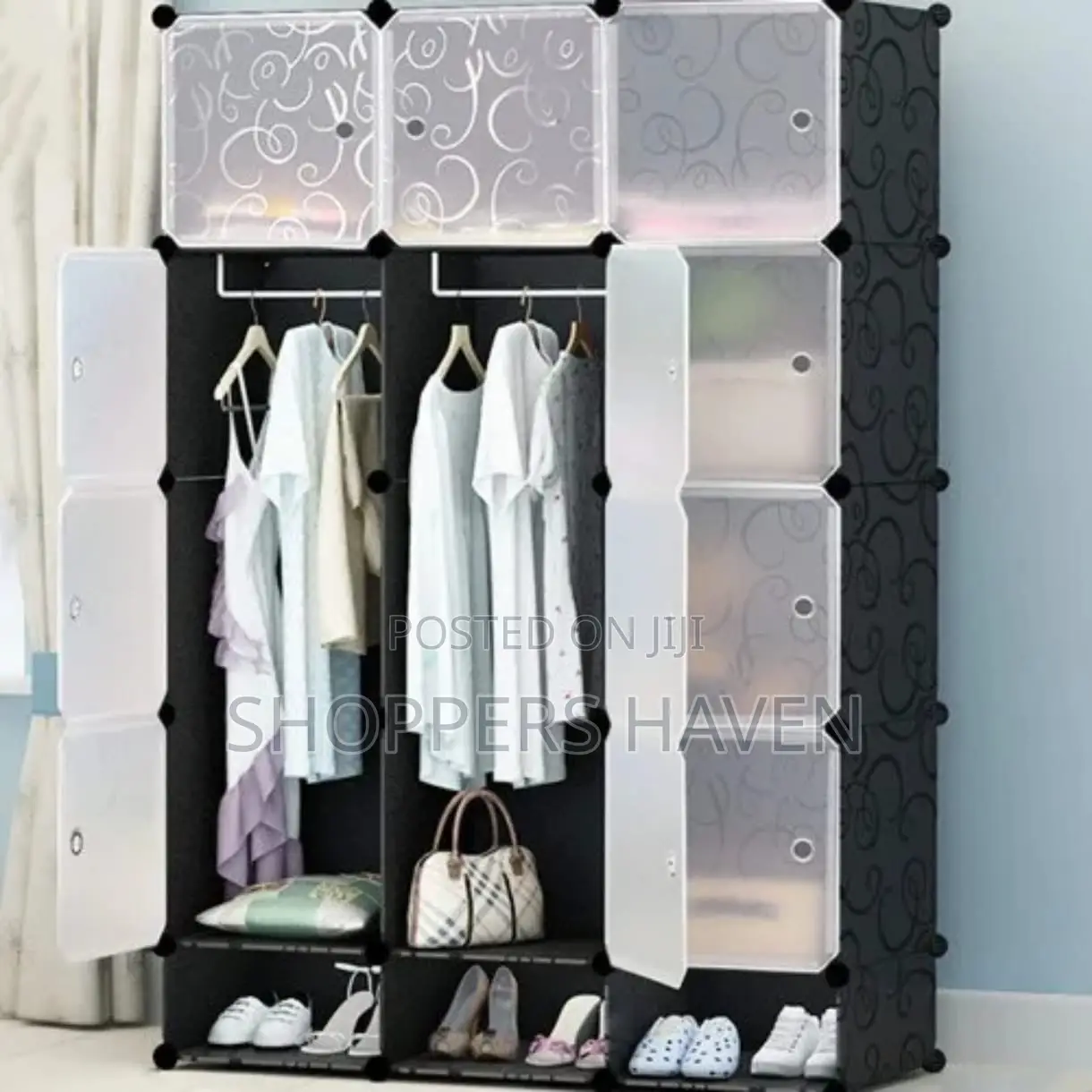3 Column Plastic Wadrobe