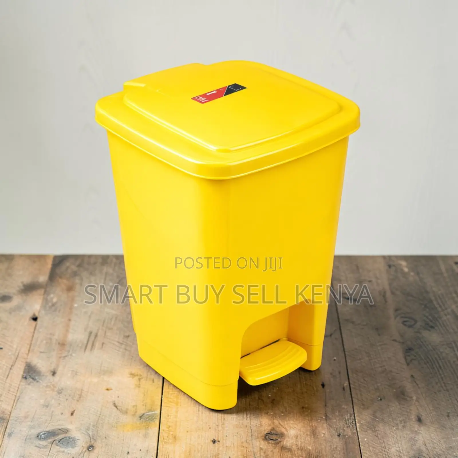Hard Gauge Plastic 30l Step Pedal Waste Garbage Dust Bin for Daily Use