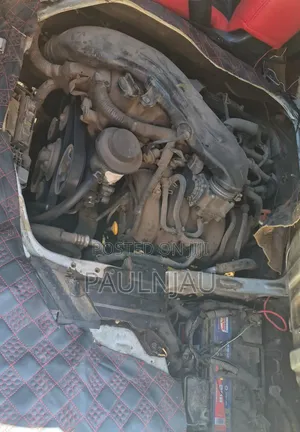 Toyota HiAce 2011 Blue