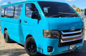 Toyota HiAce 2011 Blue