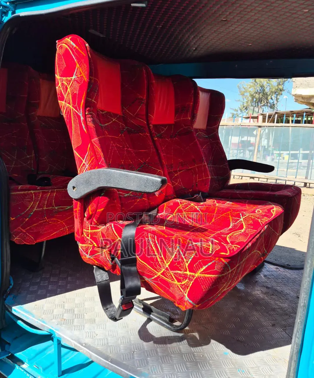 Toyota HiAce 2011 Blue