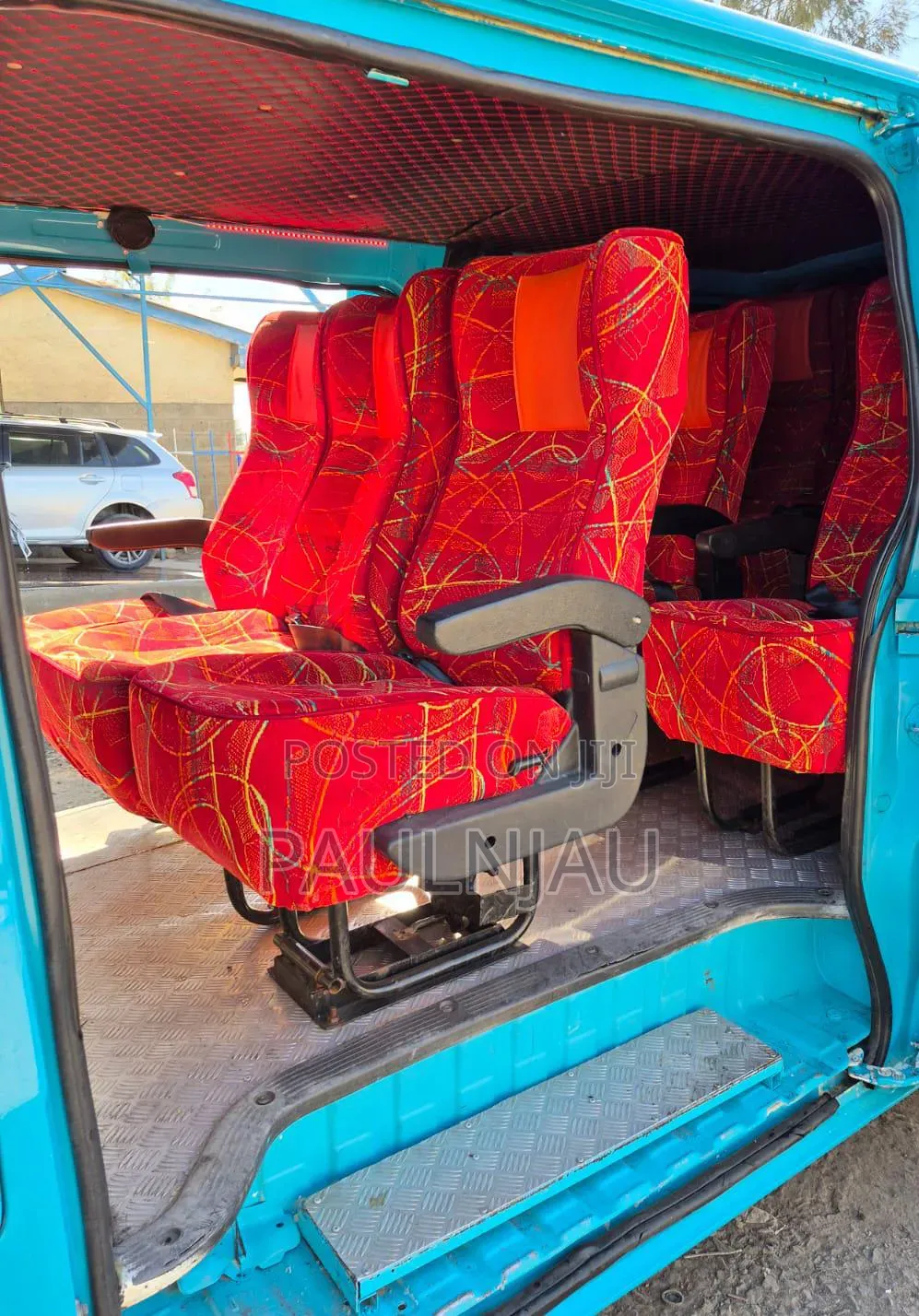 Toyota HiAce 2011 Blue