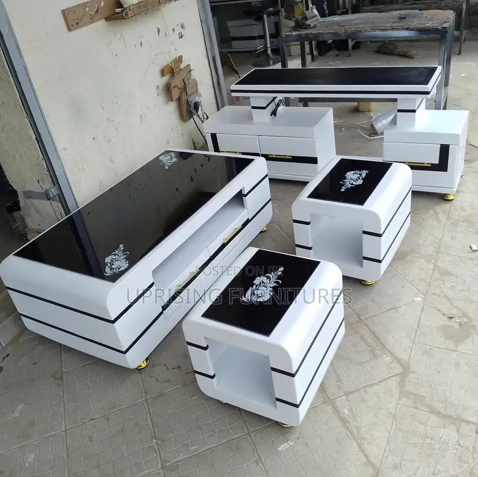 Coffee Table + 2 Stools Tv Stand