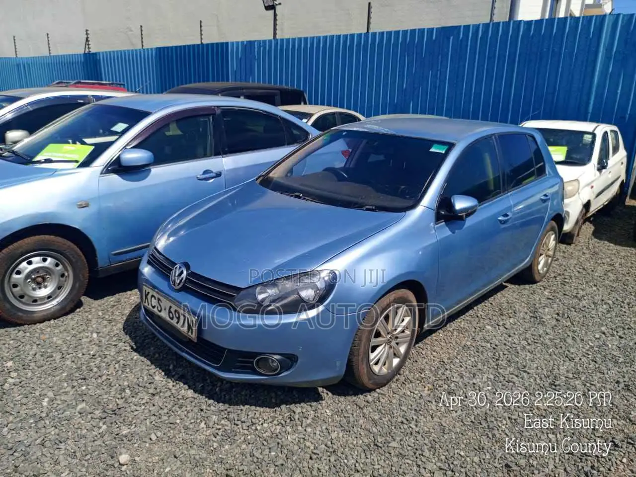 Volkswagen Golf 2011 Blue