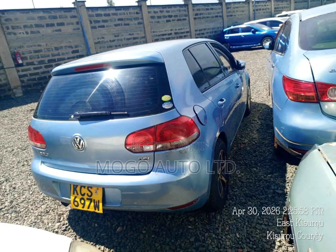 Volkswagen Golf 2011 Blue