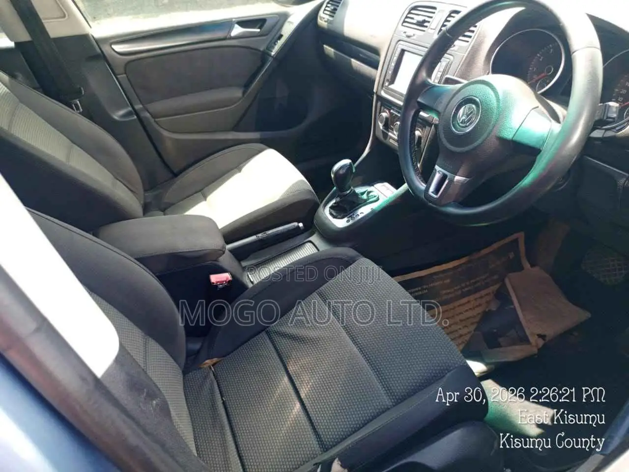 Volkswagen Golf 2011 Blue