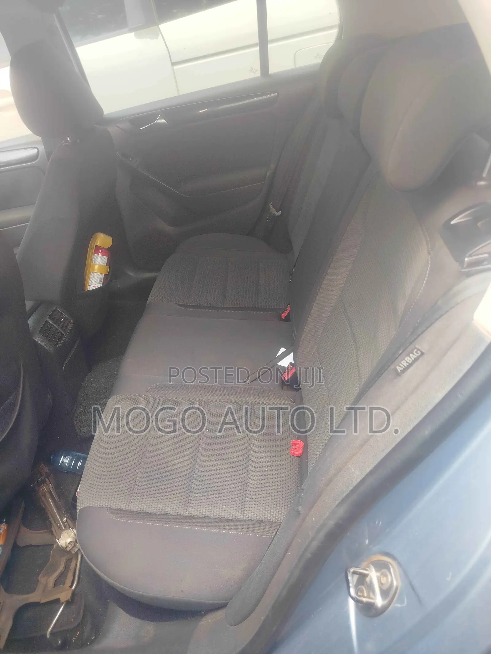 Volkswagen Golf 2011 Blue