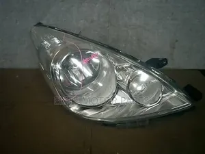 Nissan Note 2008 Headlight