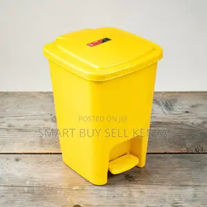 Quality Plastic Material 30l Step Pedal Waste Garbage Bin for Offices