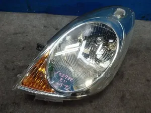 Note 2005 Headlight