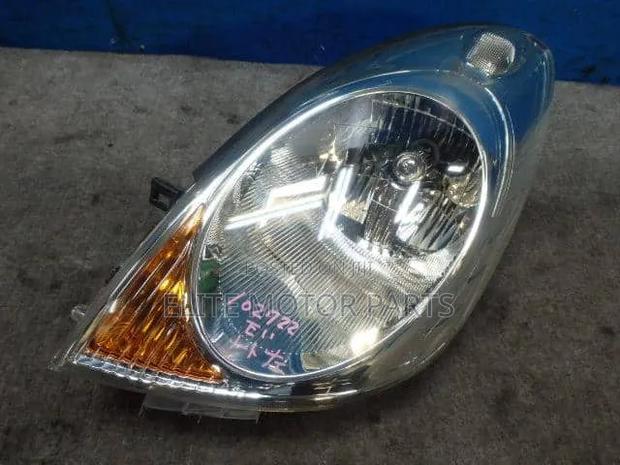 Note 2005 Headlight