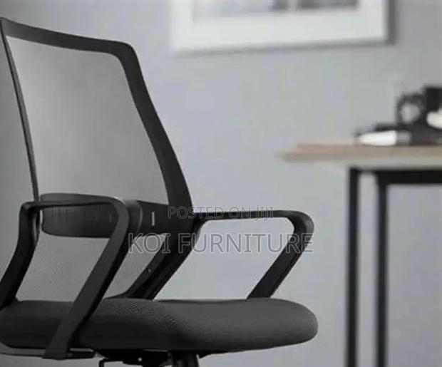 Office Chairs; Mid Backrest Captains Mesh Swivel Egonomic Chairs - thumbnail 5