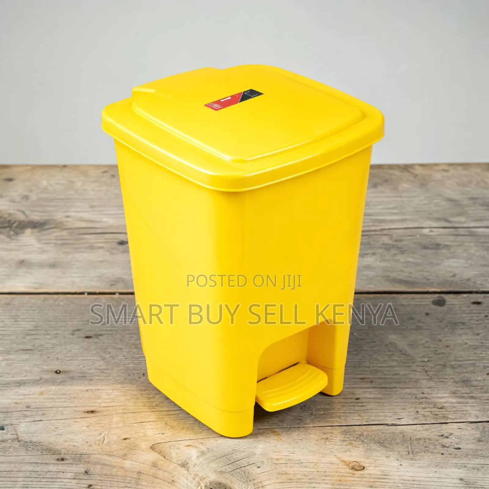 30l Large Capacity Hard Plastic Step Pedal Waste Garbage Bin for Homes