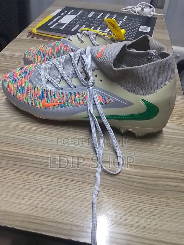 Nike Soccer Ball Boots - thumbnail 2