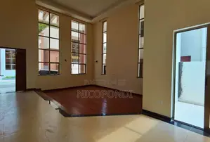 4bdrm Villa in Lavington for sale