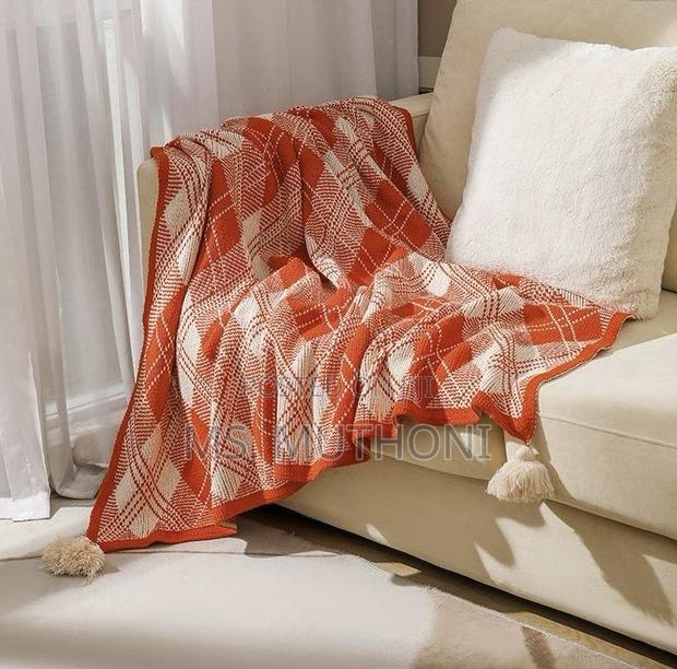 Top Notch Quality Bed / Couch Knit Soft Throw Blankets - thumbnail 3