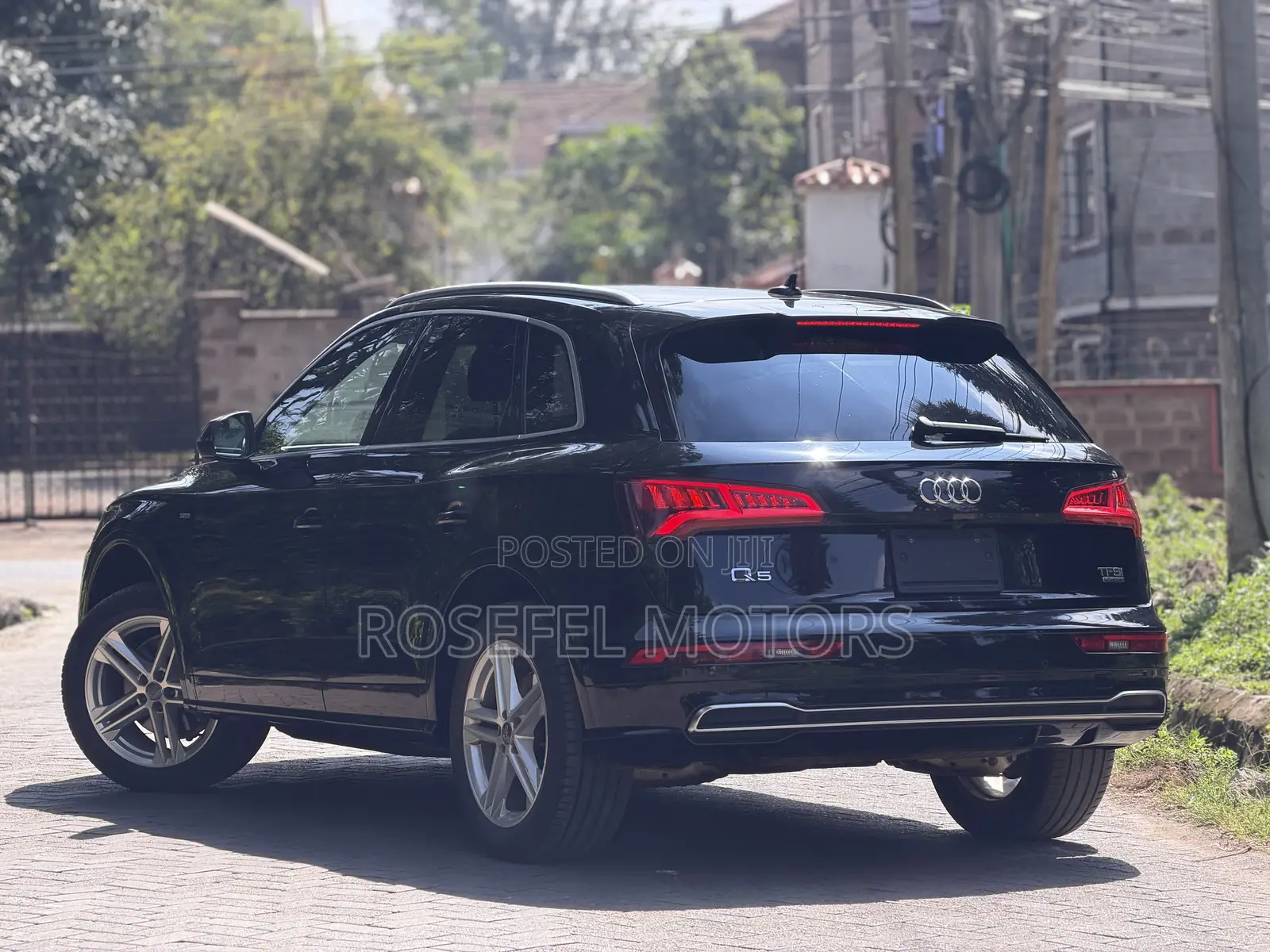 Audi Q5 2.0T Premium AWD quattro 2018 Black