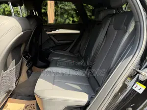 Audi Q5 2.0T Premium AWD quattro 2018 Black